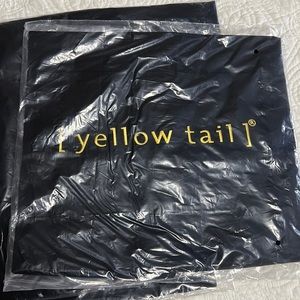 Yellowtail apron